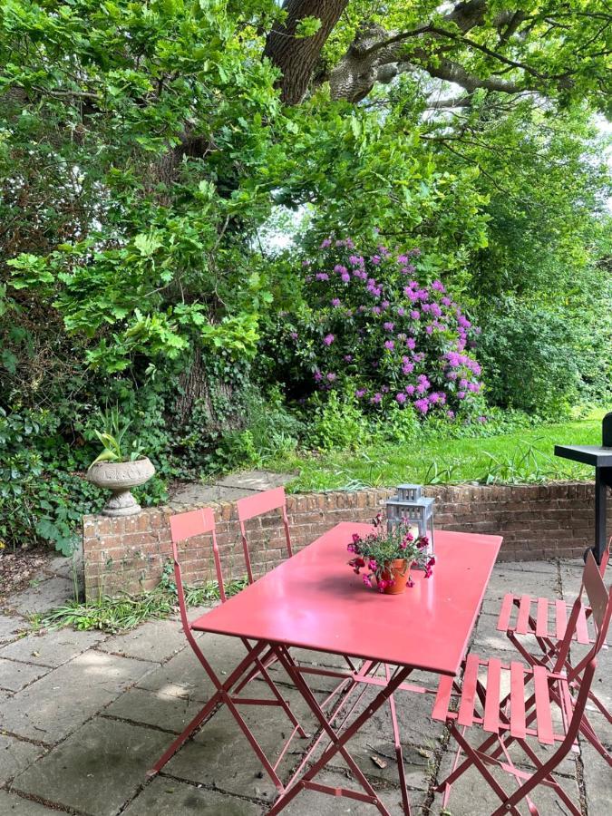 Peaceful Cottage With Private Garden Hailsham Exterior foto
